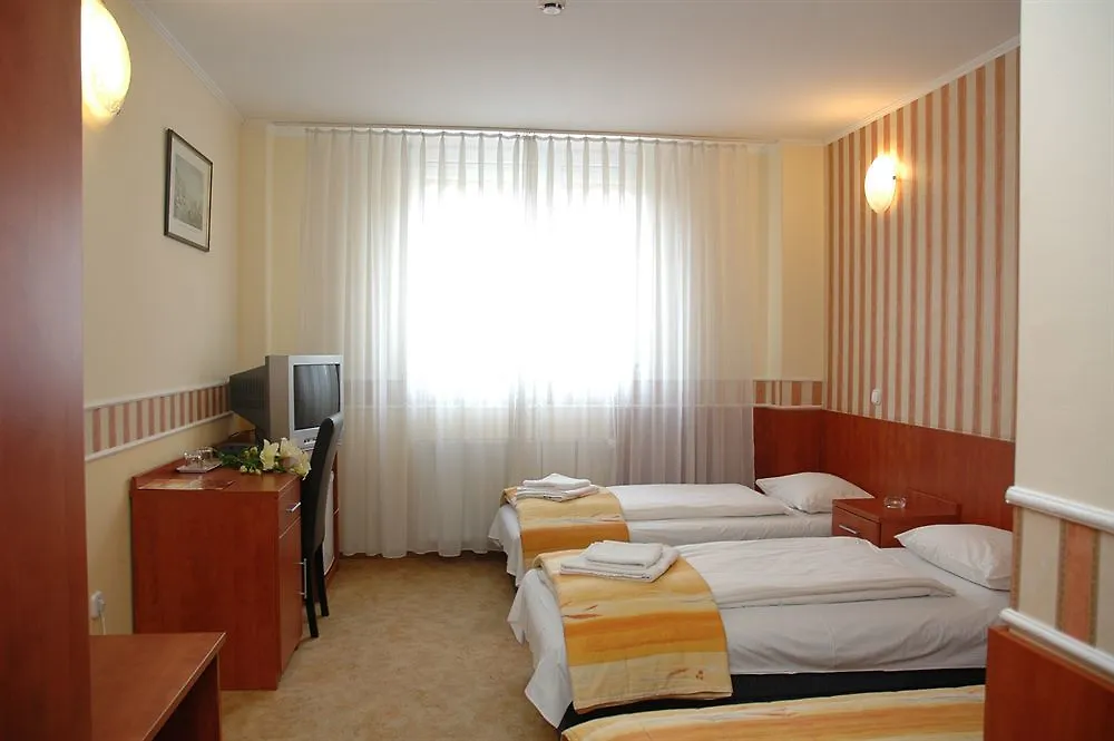 בודפשט Atlantic Hotel