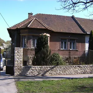 Haus In Mit Garten Ferienhaus