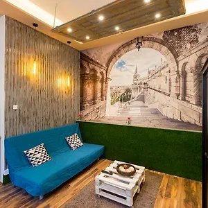 Downtown In Kazinczy Street Apartament