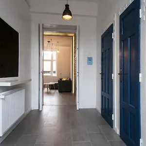 Stylish Downtown Apartament