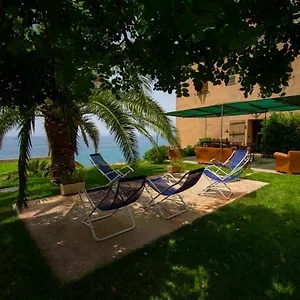 maragani-beach.sicilyhotelsitaly.net/